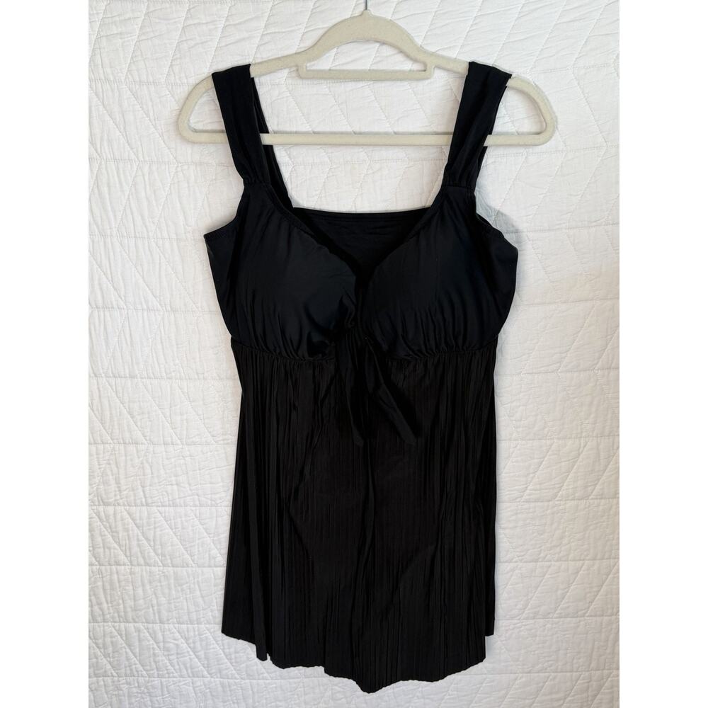 Inches away Women swimsuit wide strap black one piece adjustable strap size 20W.